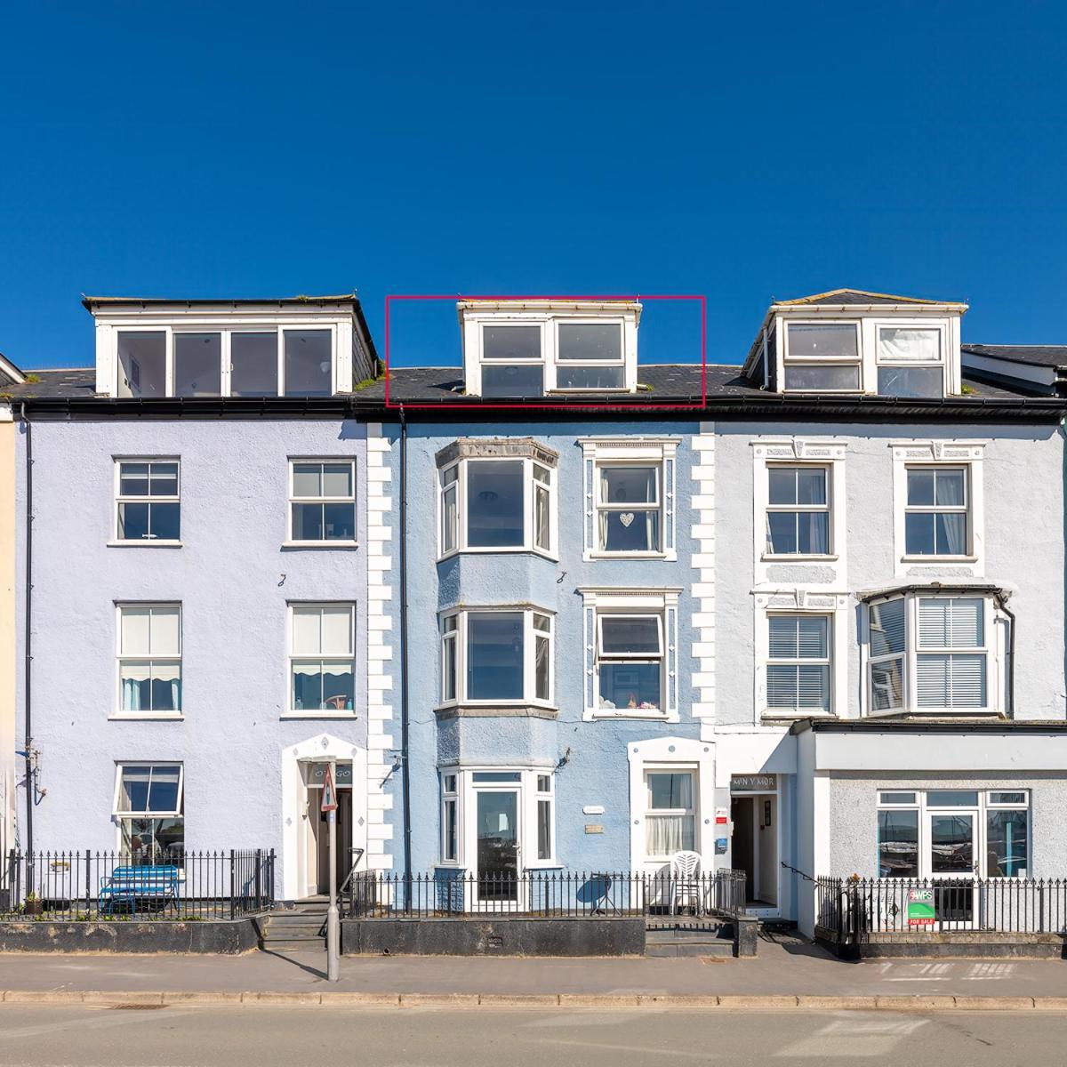 Aberdovey Sea View Apartment Aberdyfi Extérieur photo